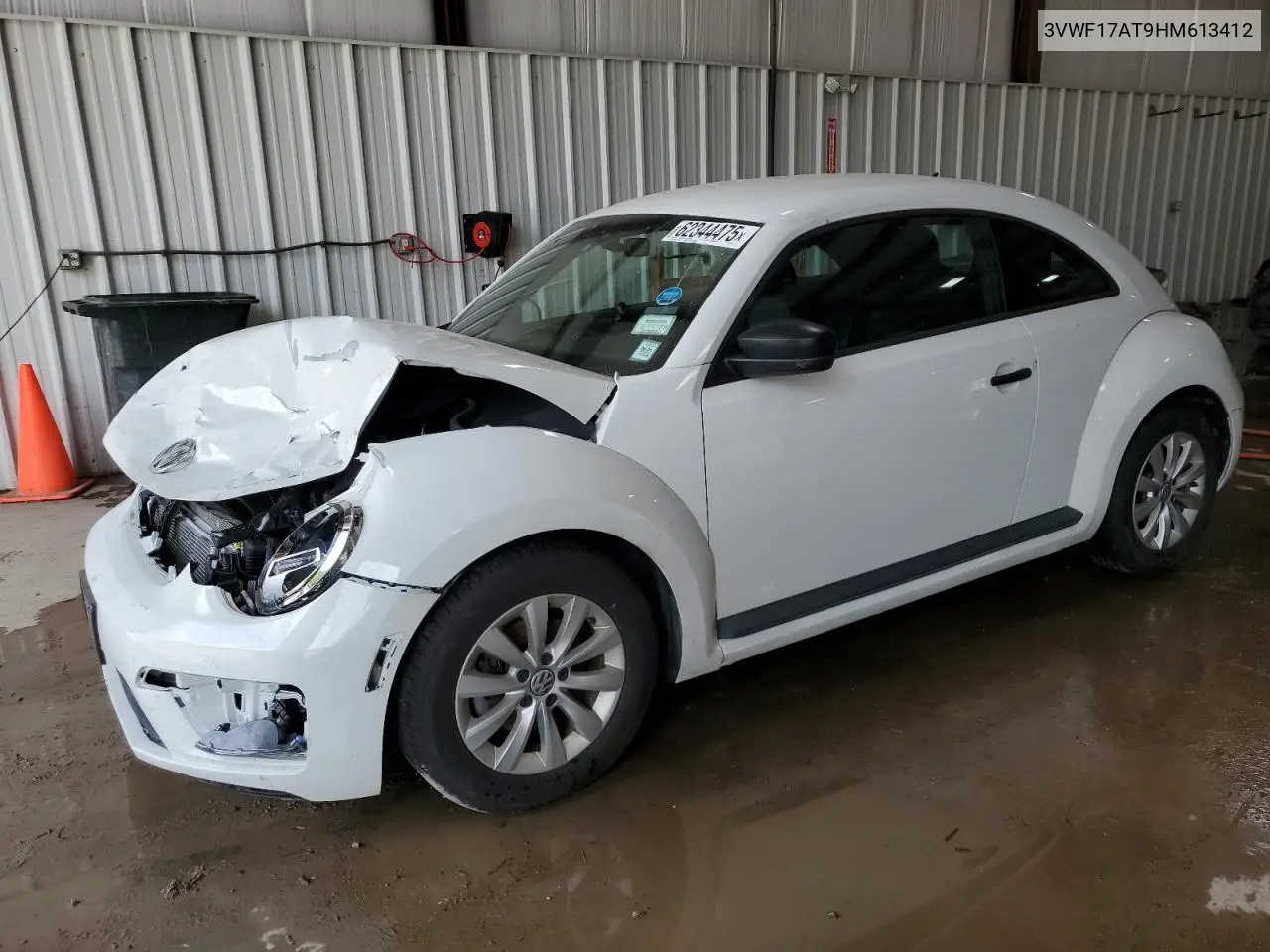 2017 Volkswagen Beetle 1.8T VIN: 3VWF17AT9HM613412 Lot: 62344475