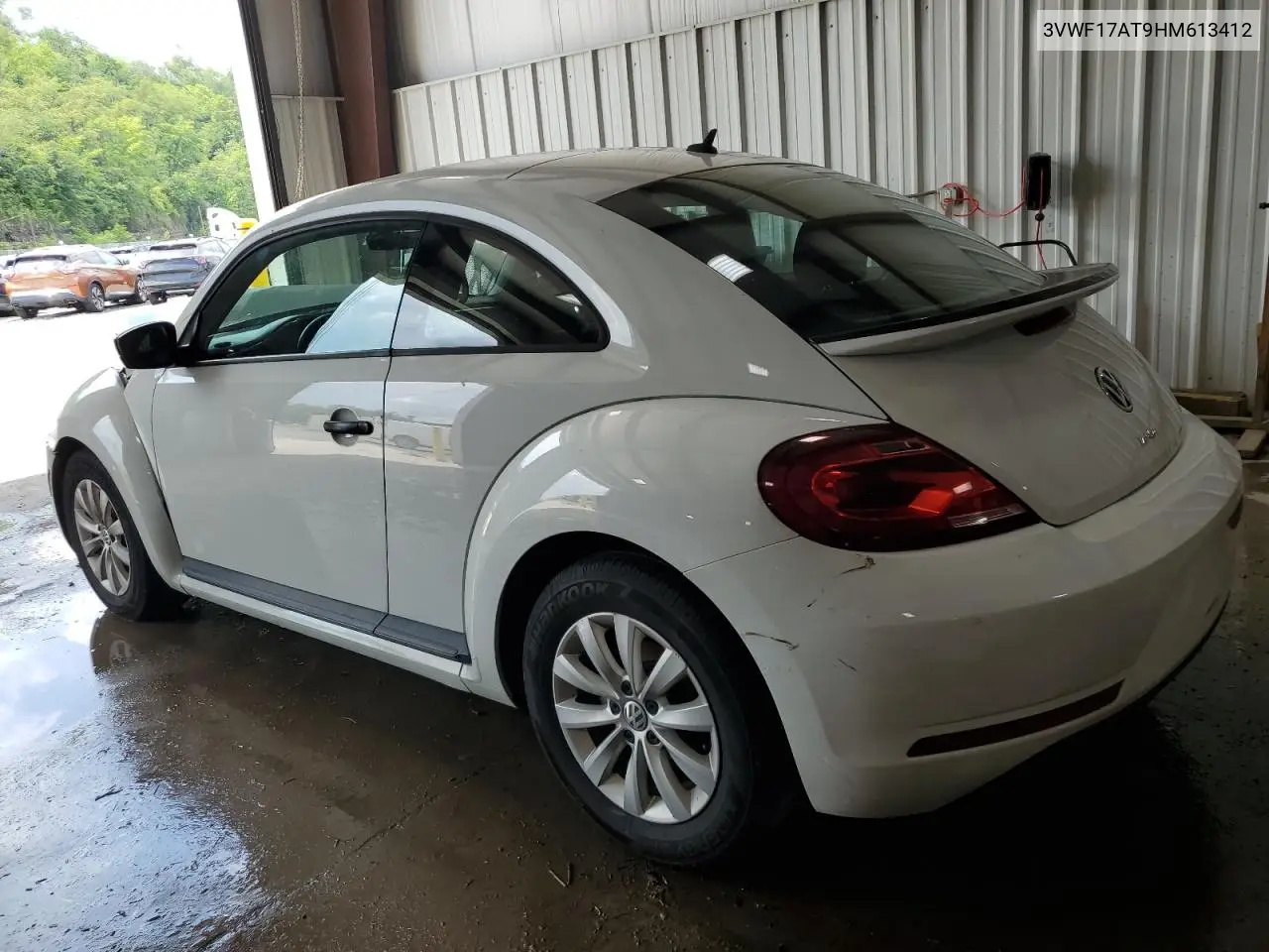 2017 Volkswagen Beetle 1.8T VIN: 3VWF17AT9HM613412 Lot: 62344475