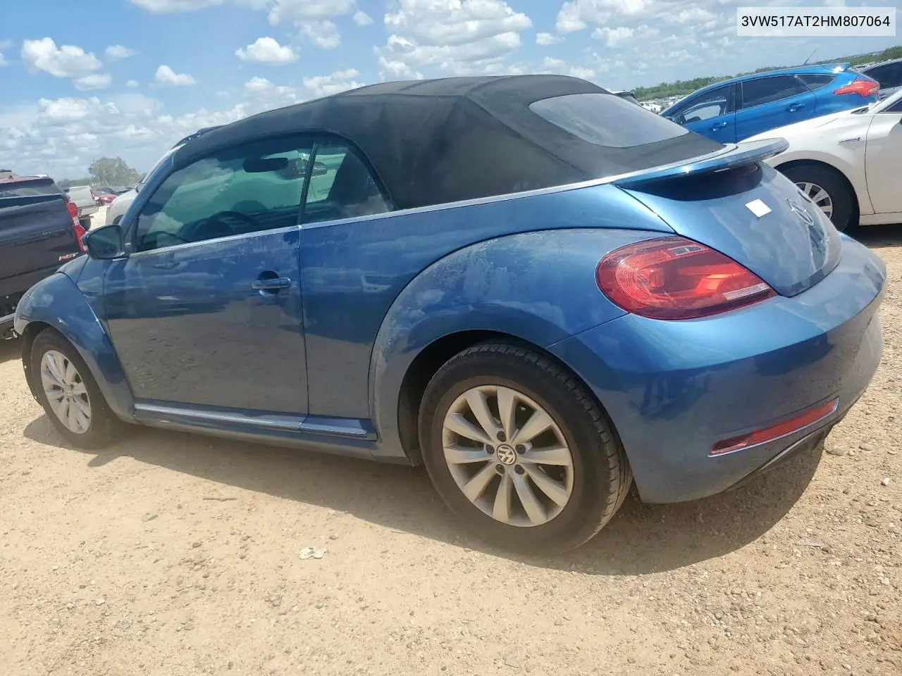 2017 Volkswagen Beetle S/Se VIN: 3VW517AT2HM807064 Lot: 62720105