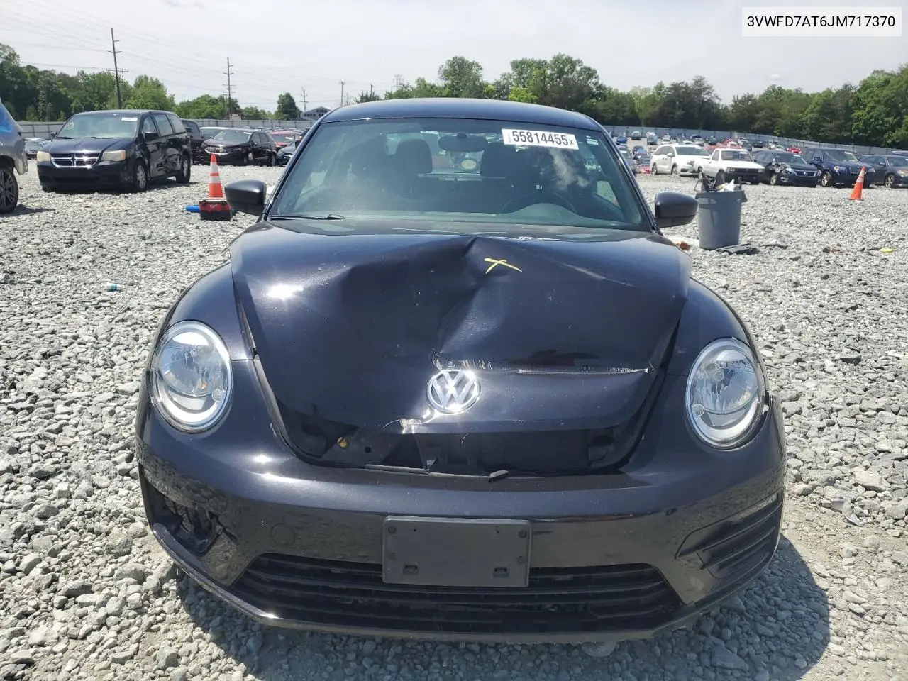 2018 Volkswagen Beetle S VIN: 3VWFD7AT6JM717370 Lot: 55814455