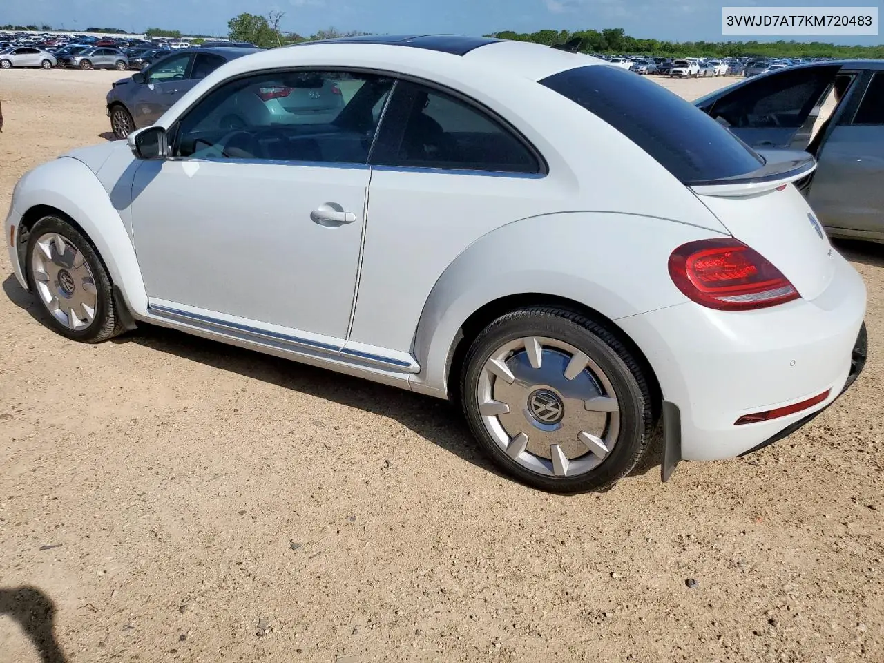 2019 Volkswagen Beetle Se VIN: 3VWJD7AT7KM720483 Lot: 62209885