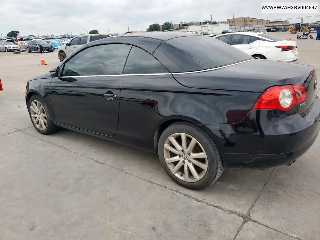 2011 Volkswagen Eos Komfort VIN: WVWBW7AHXBV004597 Lot: 55067525