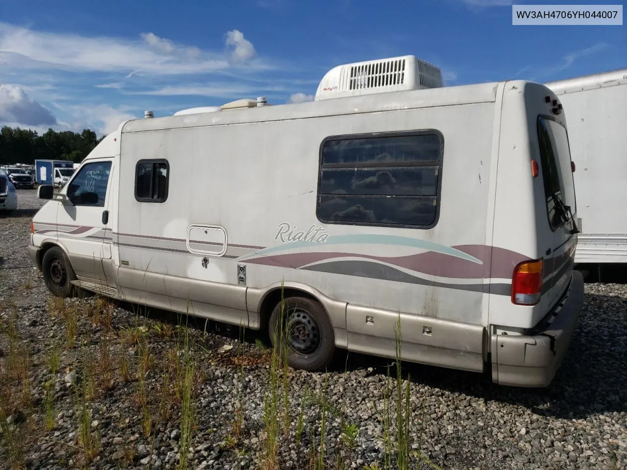 2000 Volkswagen Eurovan VIN: WV3AH4706YH044007 Lot: 72418774