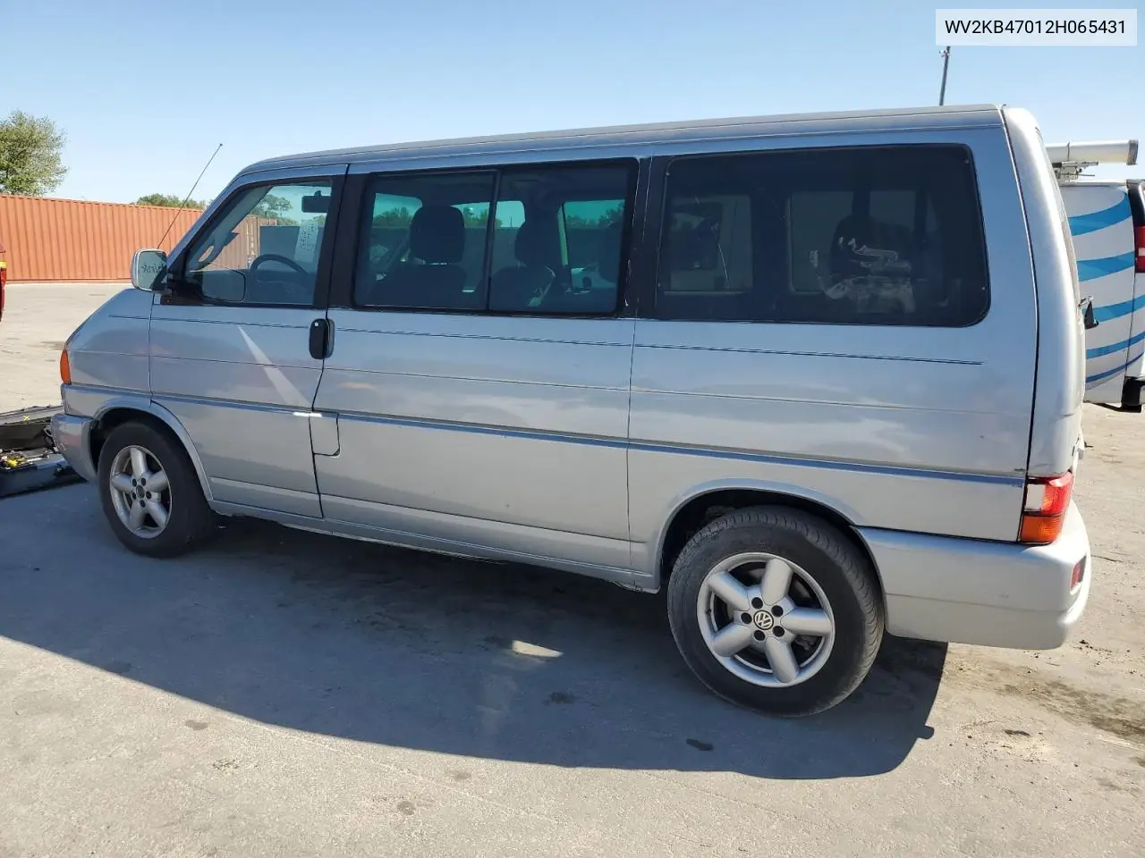 2002 Volkswagen Eurovan Gls VIN: WV2KB47012H065431 Lot: 49010445