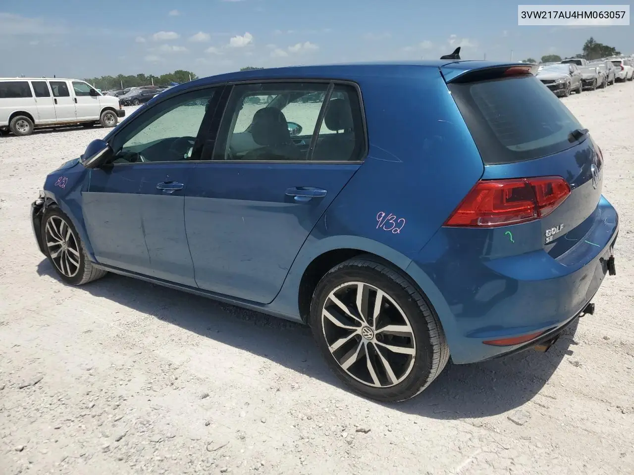 2017 Volkswagen Golf S VIN: 3VW217AU4HM063057 Lot: 65563355