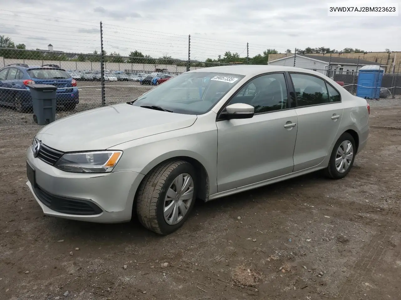 3vwdx7aj2bm323623 3VWDX7AJ2BM323623 2011 Volkswagen Jetta Se