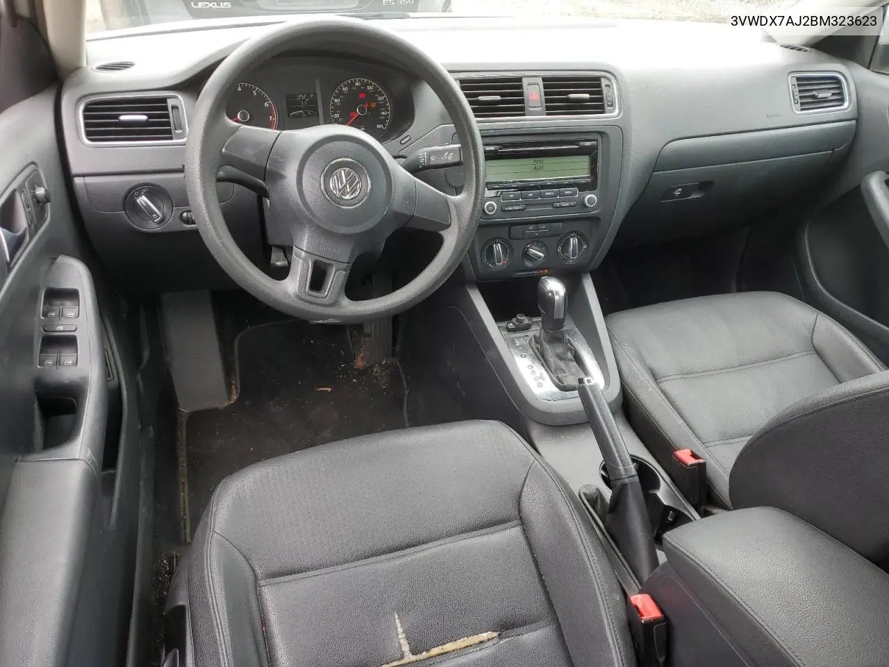 3vwdx7aj2bm323623 3VWDX7AJ2BM323623 2011 Volkswagen Jetta Se