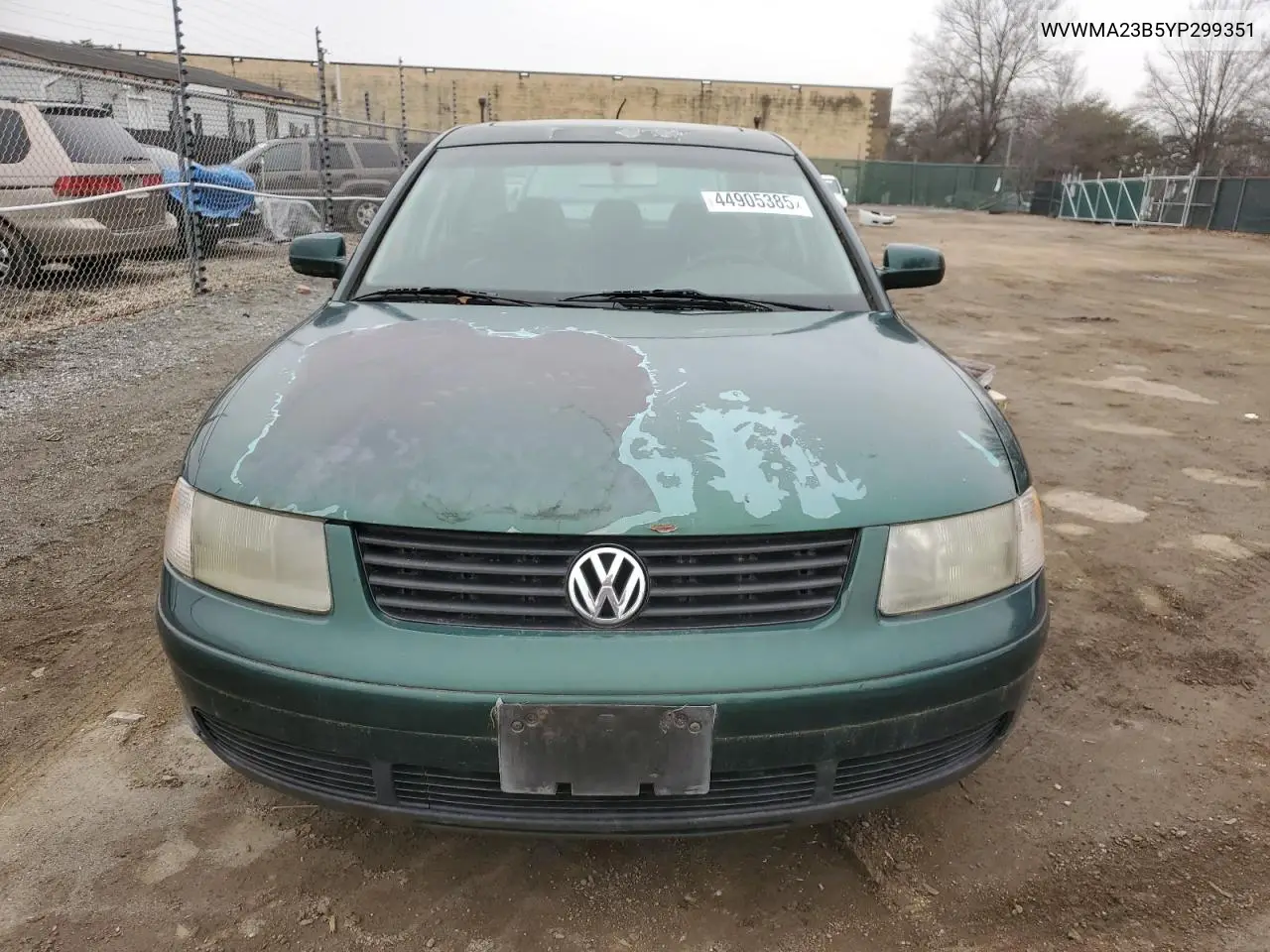 2000 Volkswagen Passat Gls VIN: WVWMA23B5YP299351 Lot: 44905385
