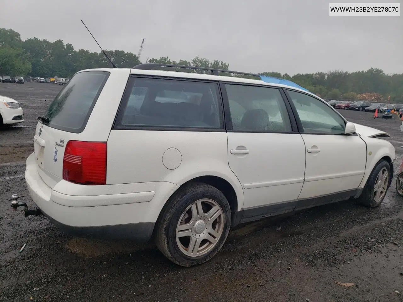2000 Volkswagen Passat Glx 4Motion VIN: WVWWH23B2YE278070 Lot: 60226375