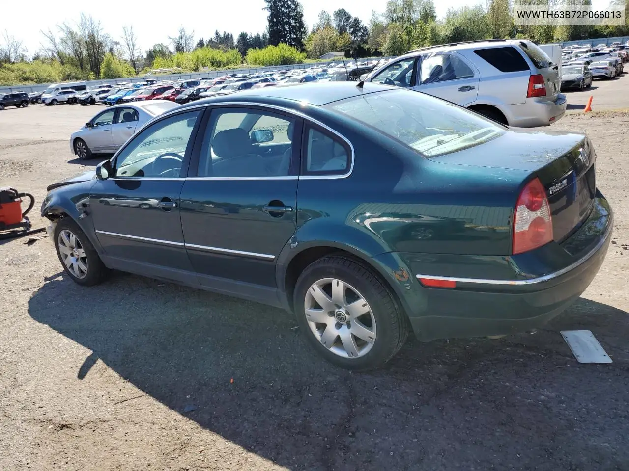 2002 Volkswagen Passat Glx 4Motion VIN: WVWTH63B72P066013 Lot: 53750585