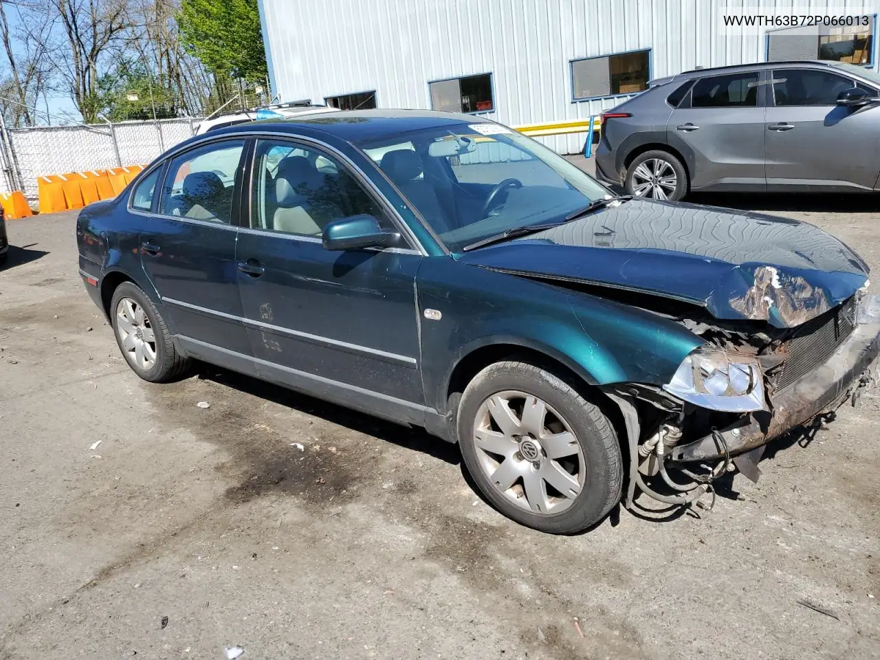 2002 Volkswagen Passat Glx 4Motion VIN: WVWTH63B72P066013 Lot: 53750585