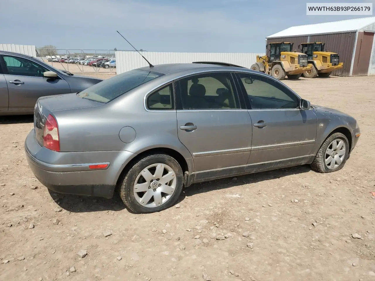 2003 Volkswagen Passat Glx 4Motion VIN: WVWTH63B93P266179 Lot: 55098375