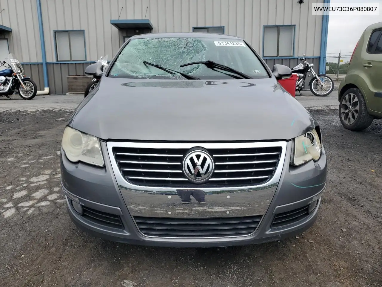 2006 Volkswagen Passat 3.6L Luxury VIN: WVWEU73C36P080807 Lot: 61344235