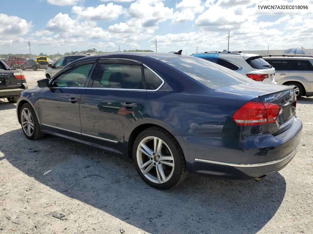 2014 Volkswagen Passat Sel VIN: 1VWCN7A32EC018096 Lot: 56972805
