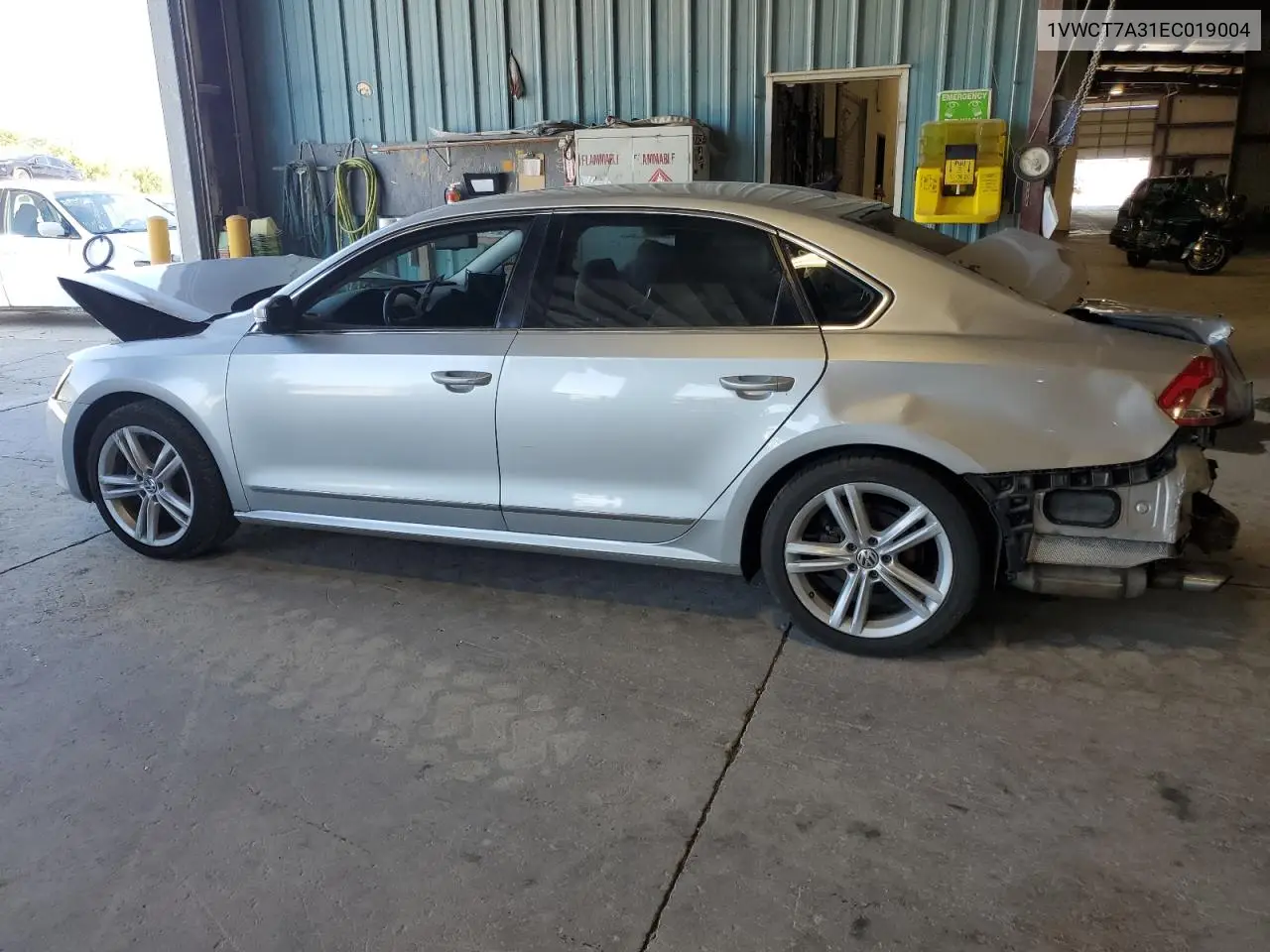 2014 Volkswagen Passat Sel VIN: 1VWCT7A31EC019004 Lot: 62732255