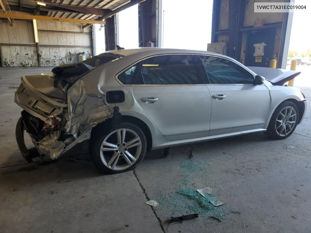 2014 Volkswagen Passat Sel VIN: 1VWCT7A31EC019004 Lot: 62732255