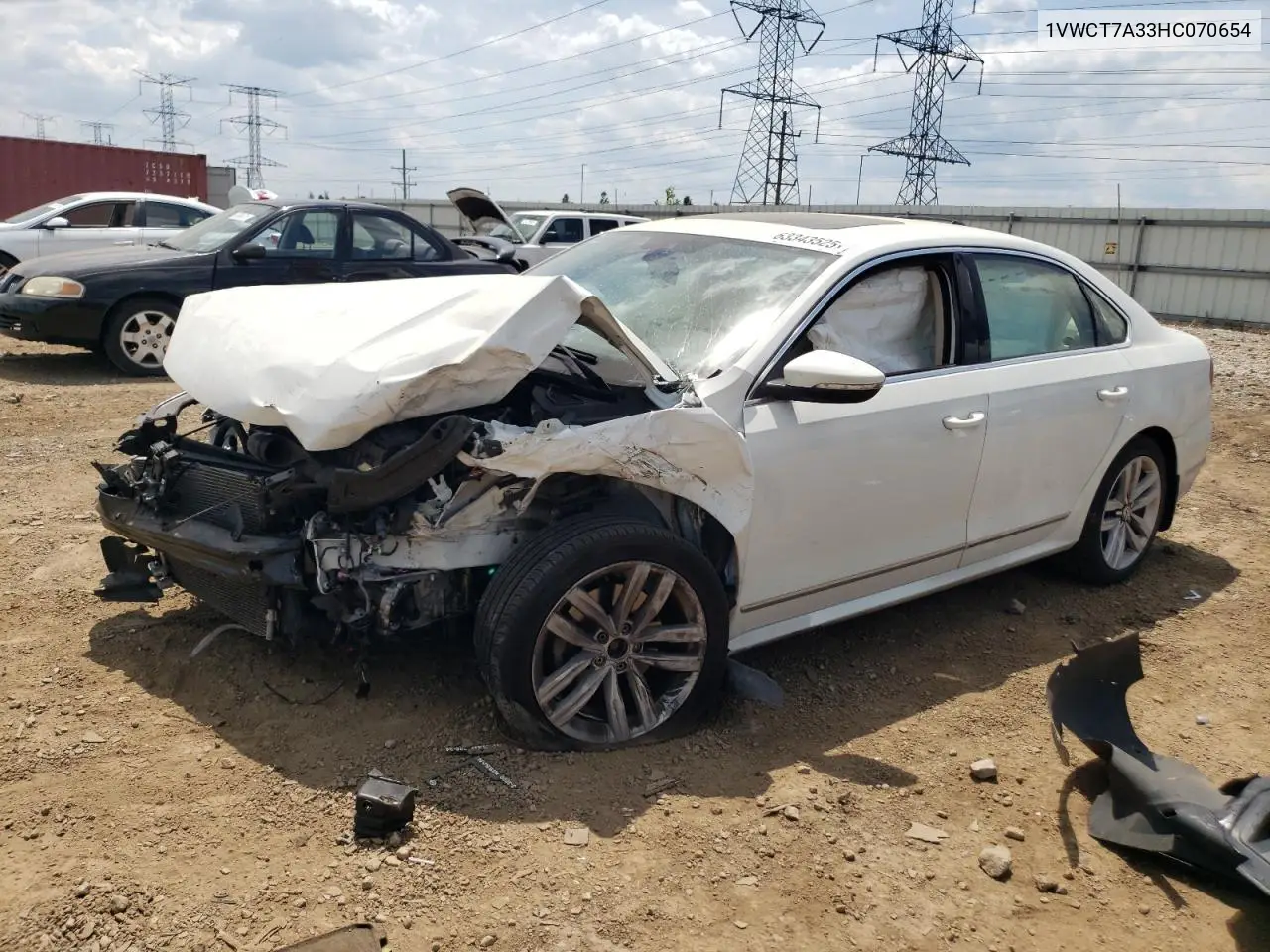 2017 Volkswagen Passat Sel Premium VIN: 1VWCT7A33HC070654 Lot: 63343525