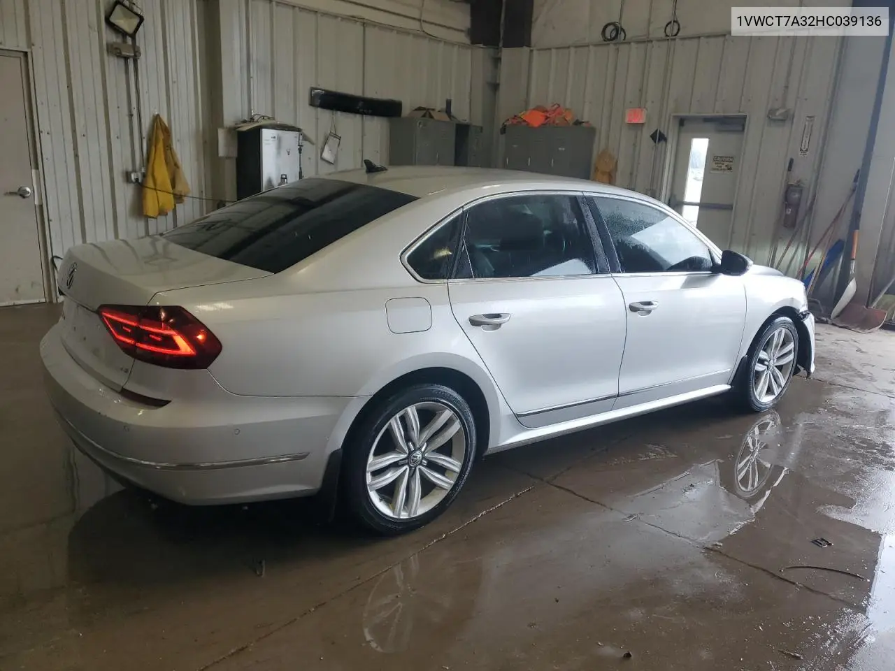 2017 Volkswagen Passat Sel Premium VIN: 1VWCT7A32HC039136 Lot: 65351965