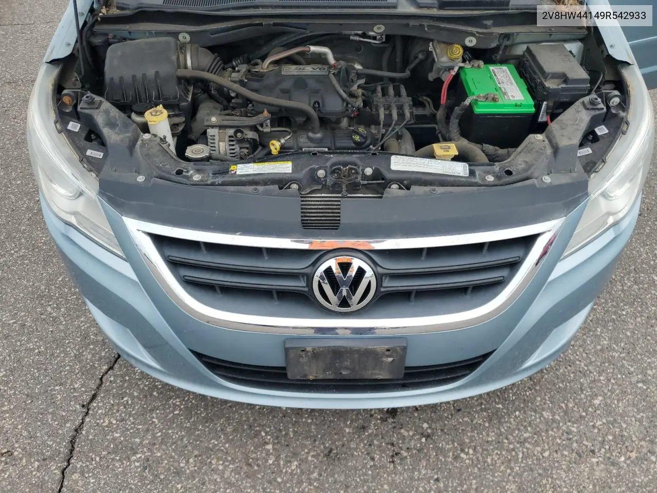 2009 Volkswagen Routan S VIN: 2V8HW44149R542933 Lot: 59342275