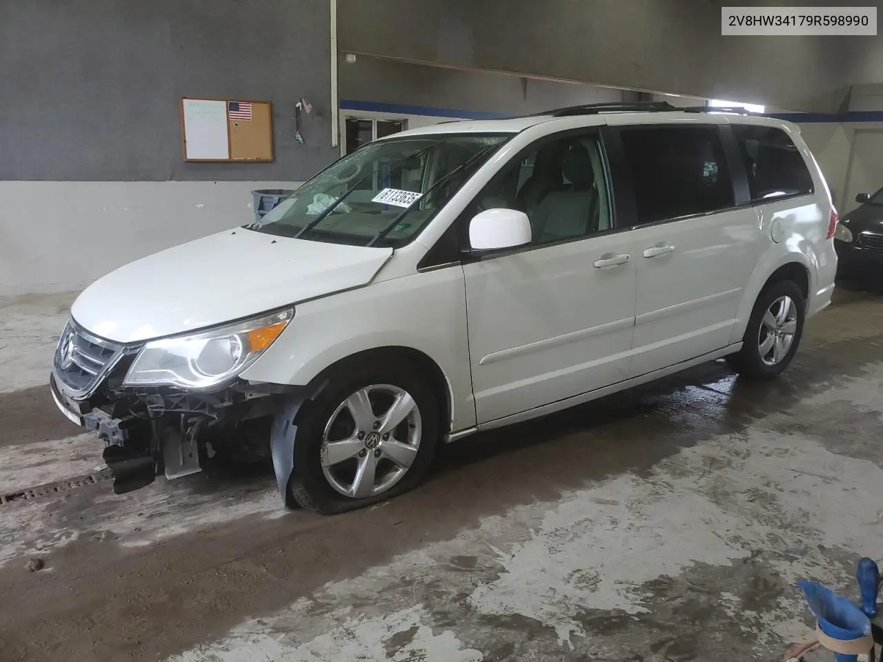 2009 Volkswagen Routan Se VIN: 2V8HW34179R598990 Lot: 61133635