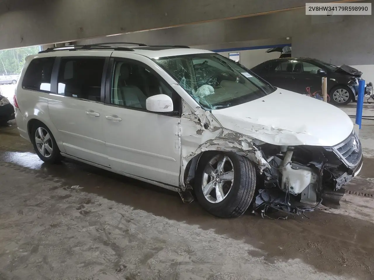2009 Volkswagen Routan Se VIN: 2V8HW34179R598990 Lot: 61133635
