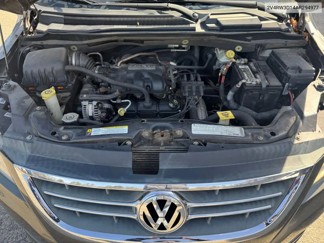 2010 Volkswagen Routan Se VIN: 2V4RW3D14AR294977 Lot: 51665785