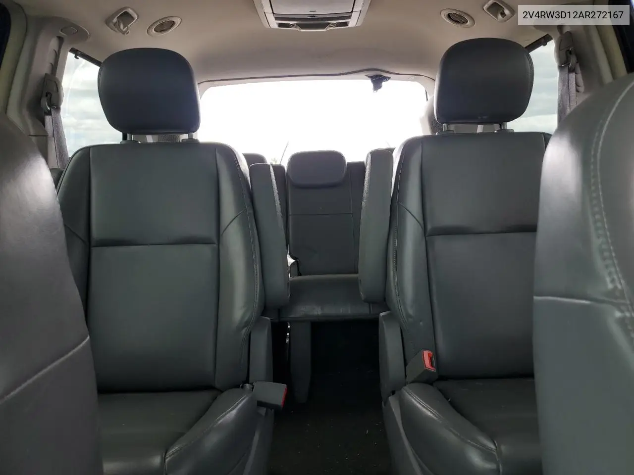 2010 Volkswagen Routan Se VIN: 2V4RW3D12AR272167 Lot: 57442985