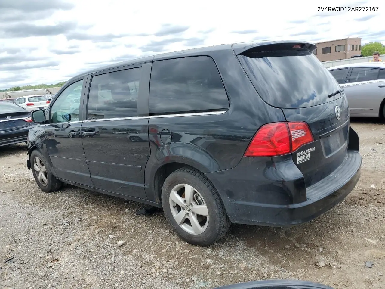 2010 Volkswagen Routan Se VIN: 2V4RW3D12AR272167 Lot: 57442985