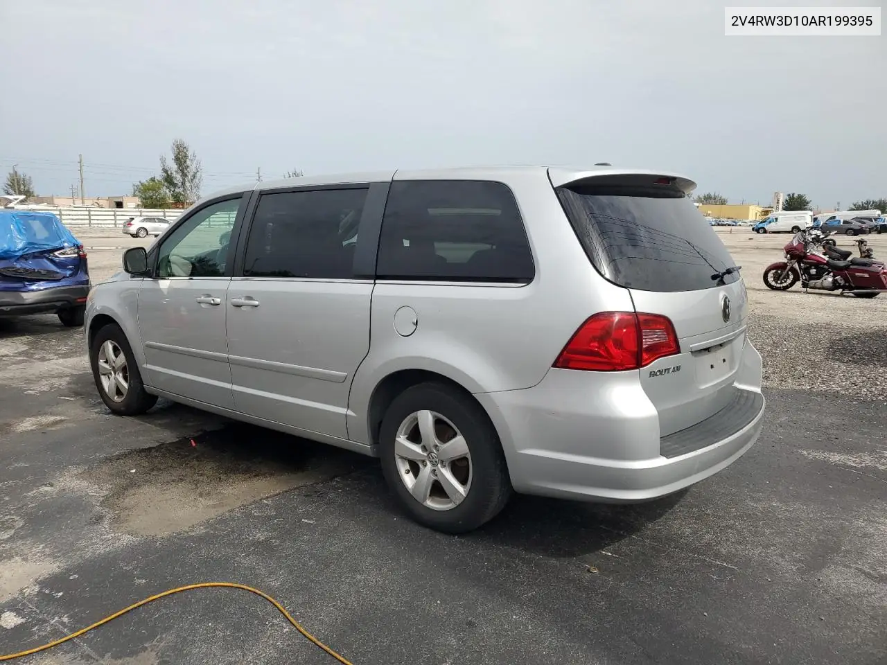 2010 Volkswagen Routan Se VIN: 2V4RW3D10AR199395 Lot: 59429845