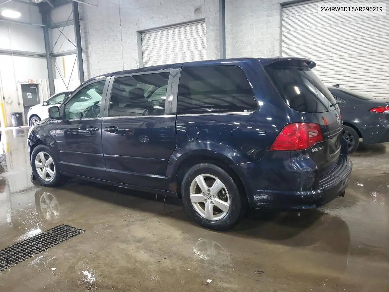 2010 Volkswagen Routan Se VIN: 2V4RW3D15AR296219 Lot: 61959615
