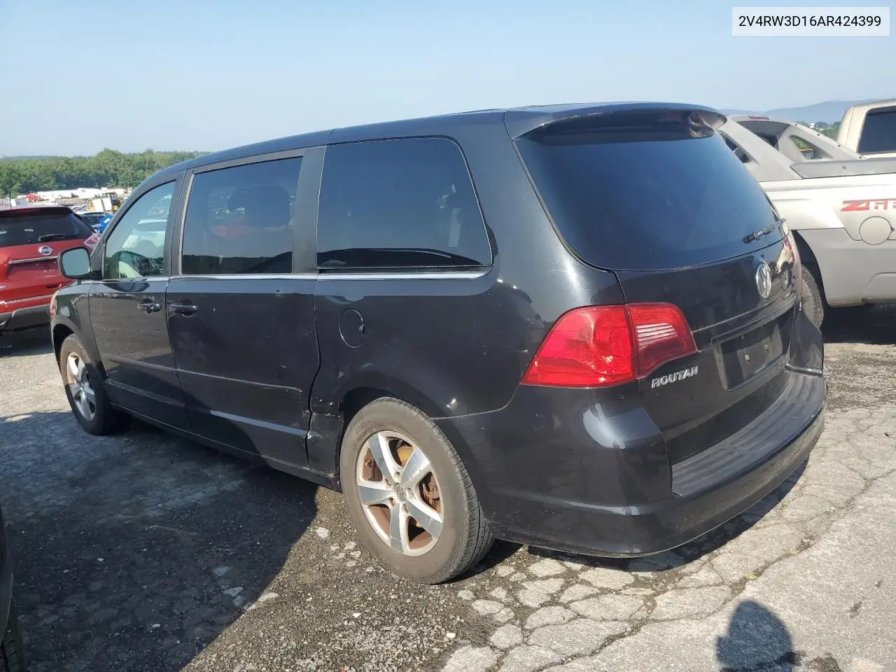2010 Volkswagen Routan Se VIN: 2V4RW3D16AR424399 Lot: 62552585