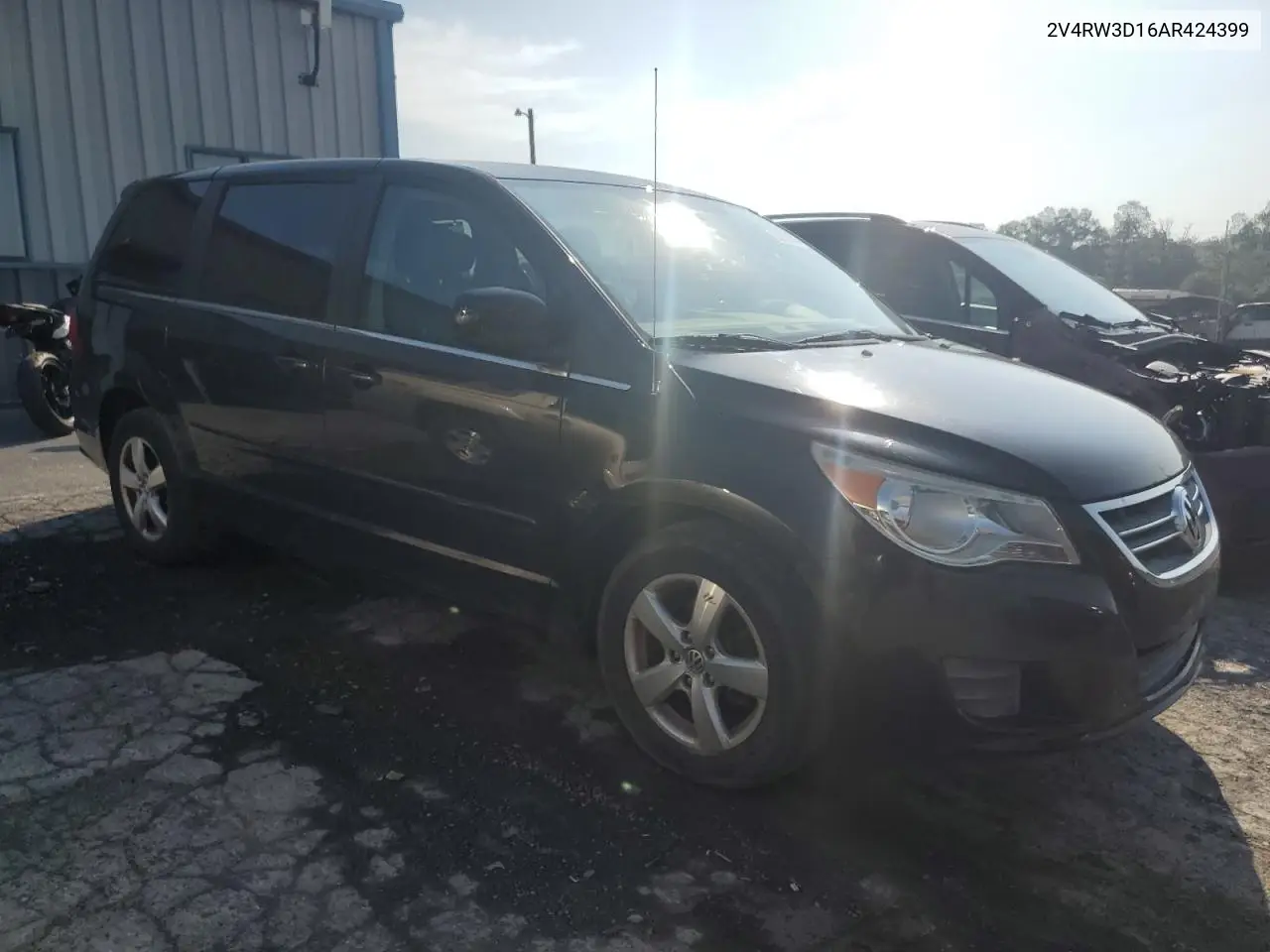 2010 Volkswagen Routan Se VIN: 2V4RW3D16AR424399 Lot: 62552585