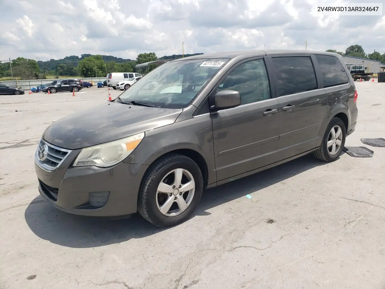2010 Volkswagen Routan Se VIN: 2V4RW3D13AR324647 Lot: 62717025