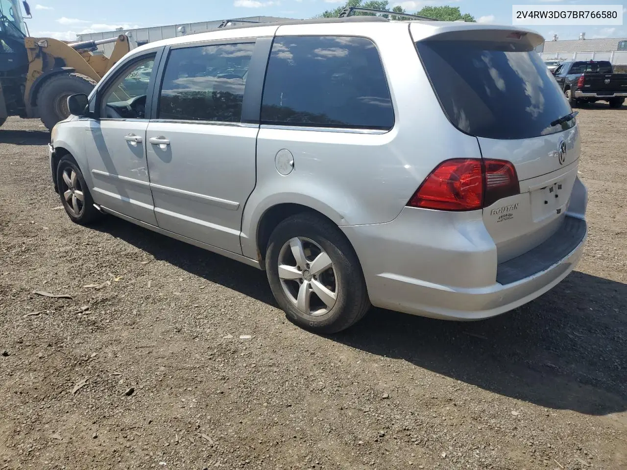 2011 Volkswagen Routan Se VIN: 2V4RW3DG7BR766580 Lot: 62161235