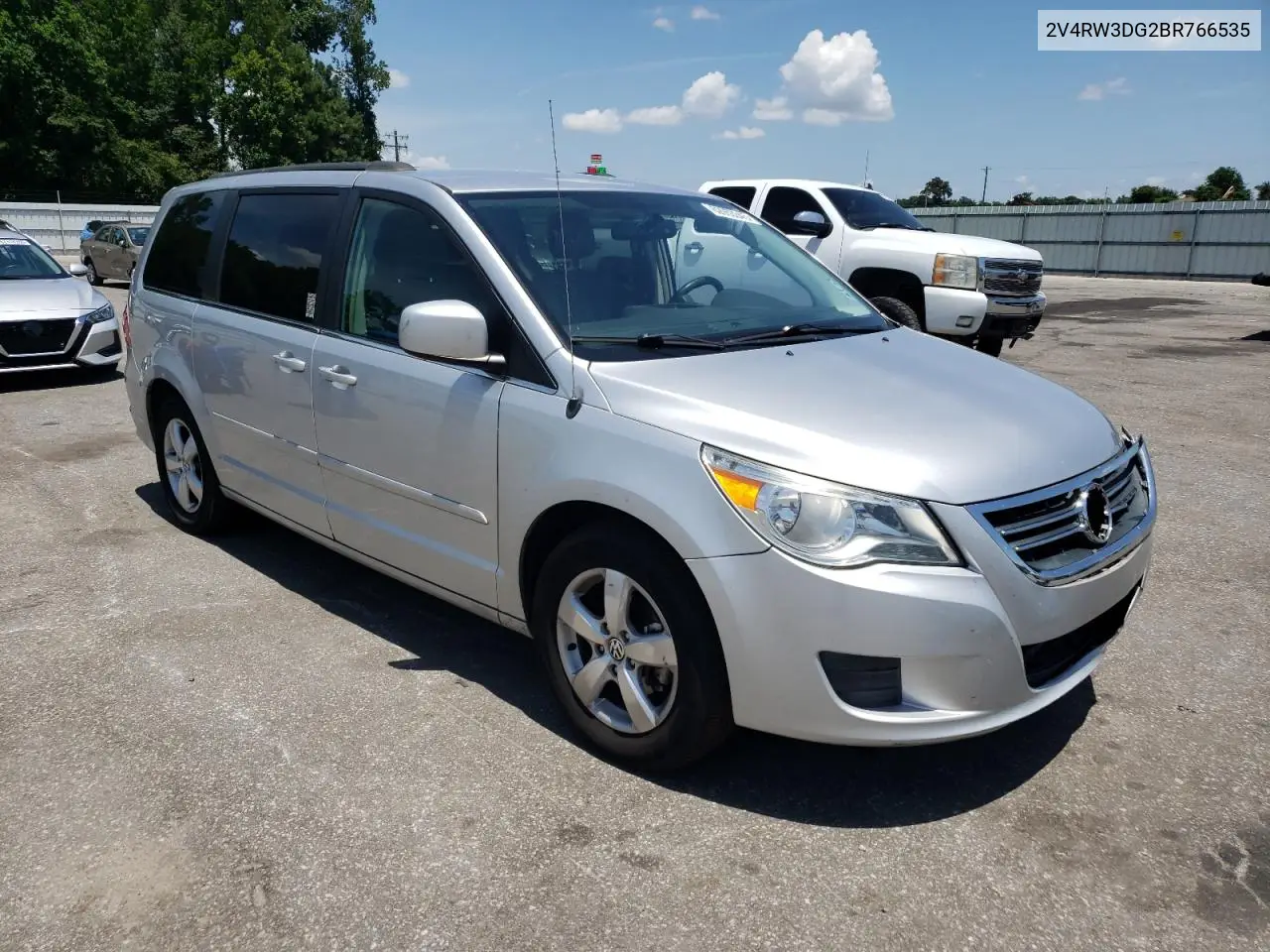 2011 Volkswagen Routan Se VIN: 2V4RW3DG2BR766535 Lot: 62953345