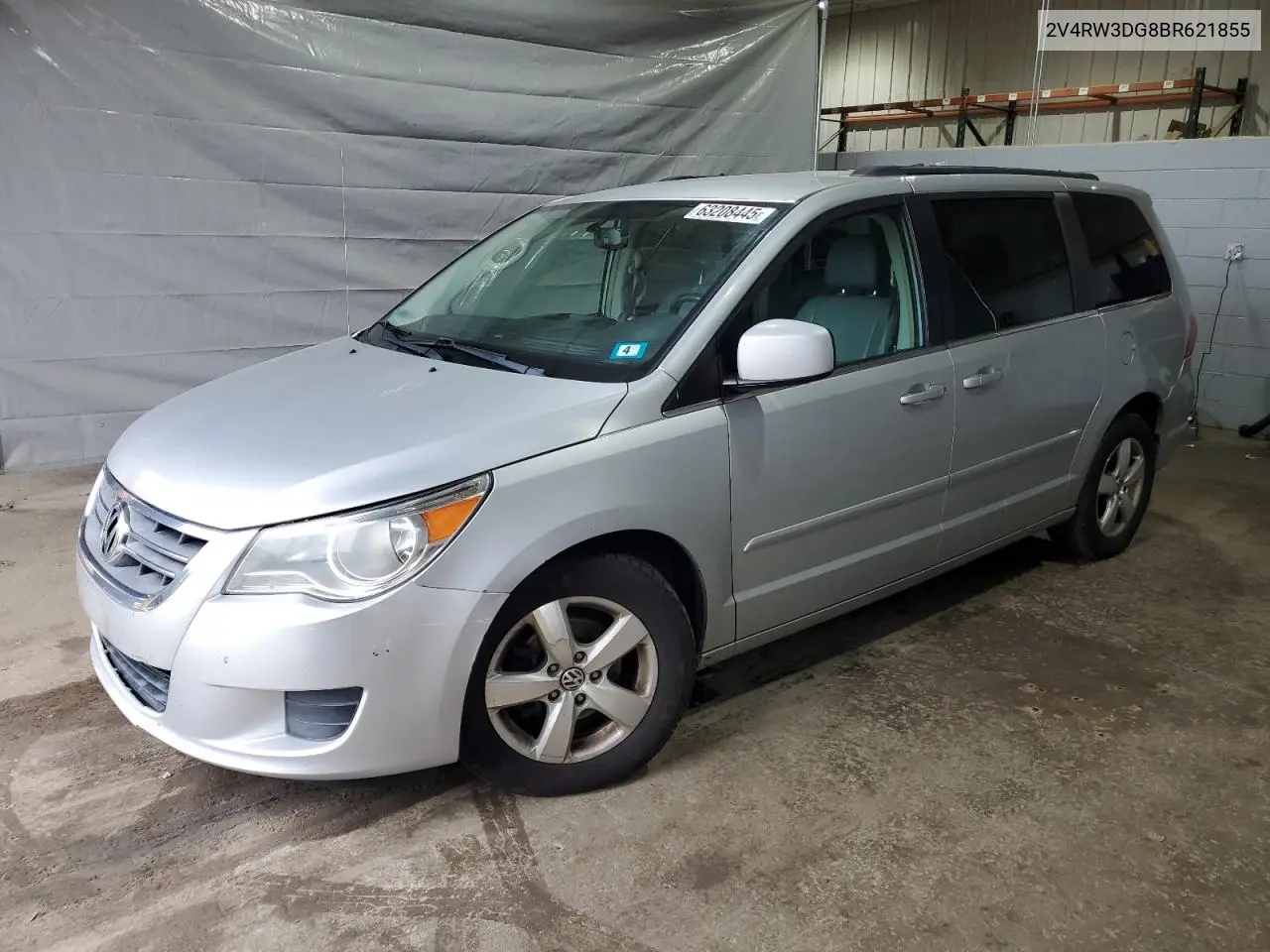 2011 Volkswagen Routan Se VIN: 2V4RW3DG8BR621855 Lot: 63208445