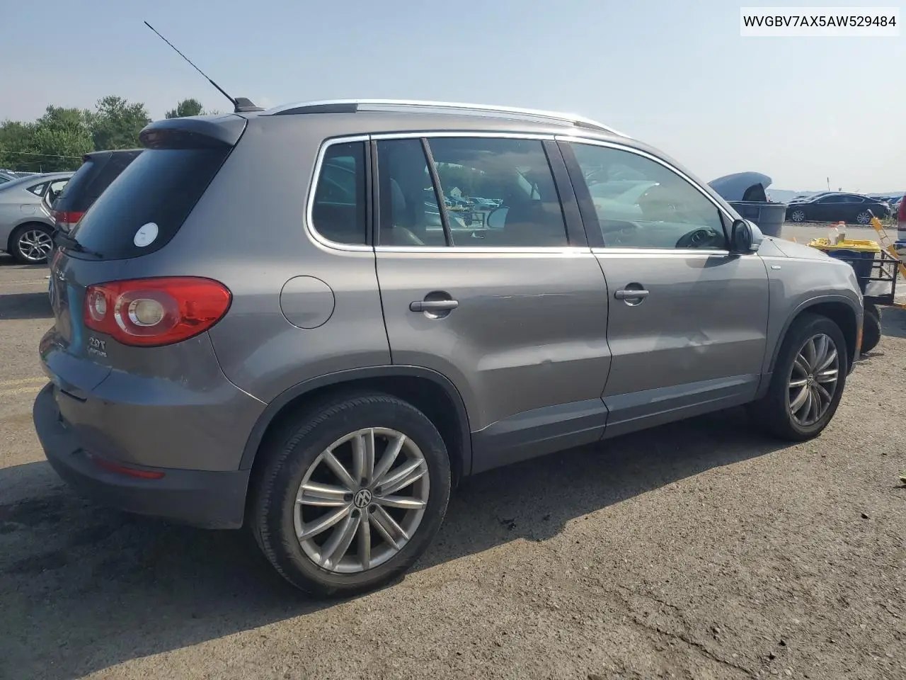 2010 Volkswagen Tiguan Se VIN: WVGBV7AX5AW529484 Lot: 62807895