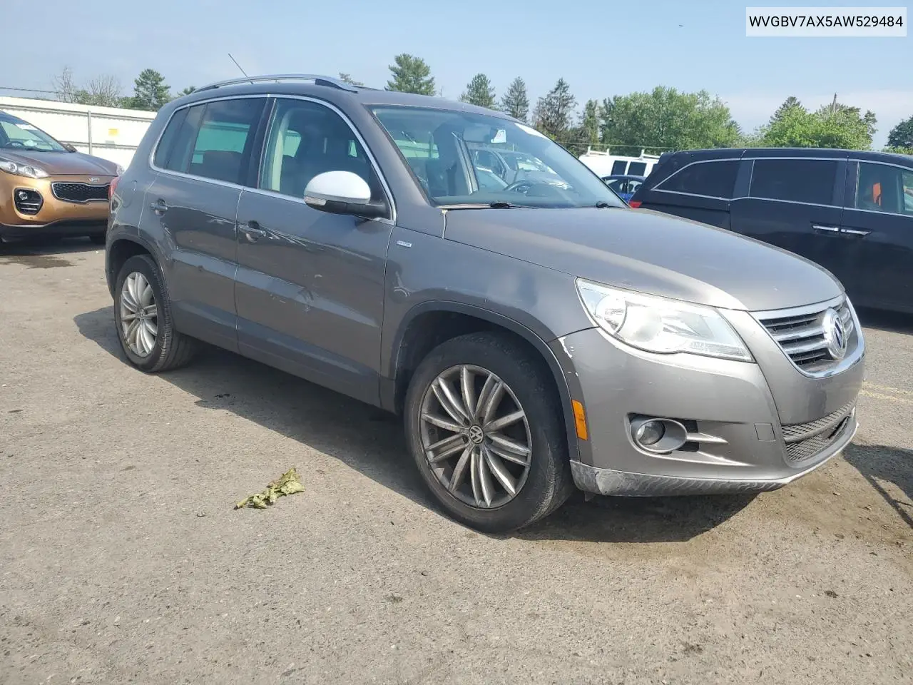2010 Volkswagen Tiguan Se VIN: WVGBV7AX5AW529484 Lot: 62807895