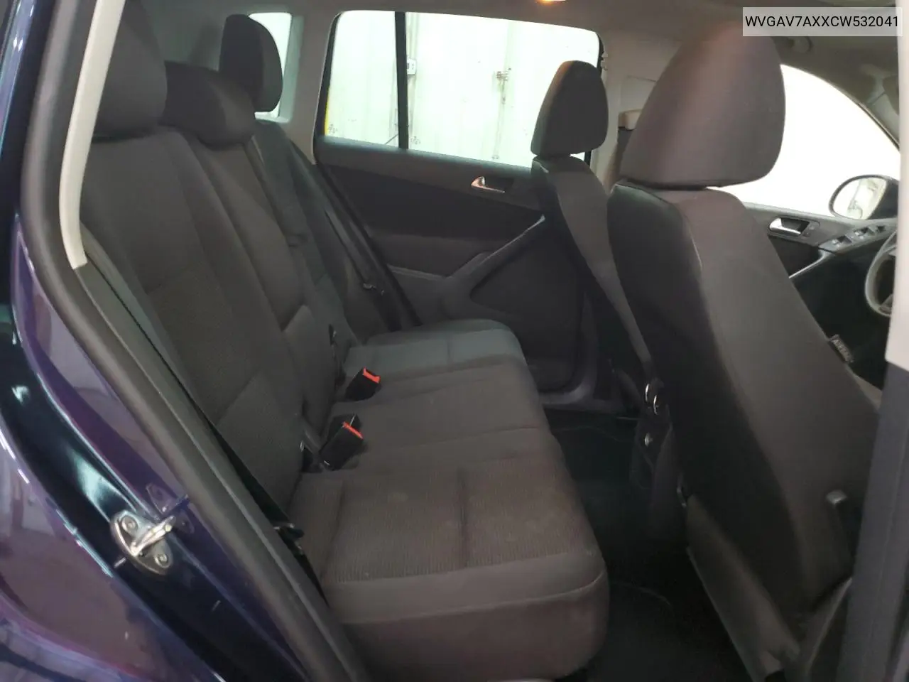 2012 Volkswagen Tiguan S VIN: WVGAV7AXXCW532041 Lot: 56550825