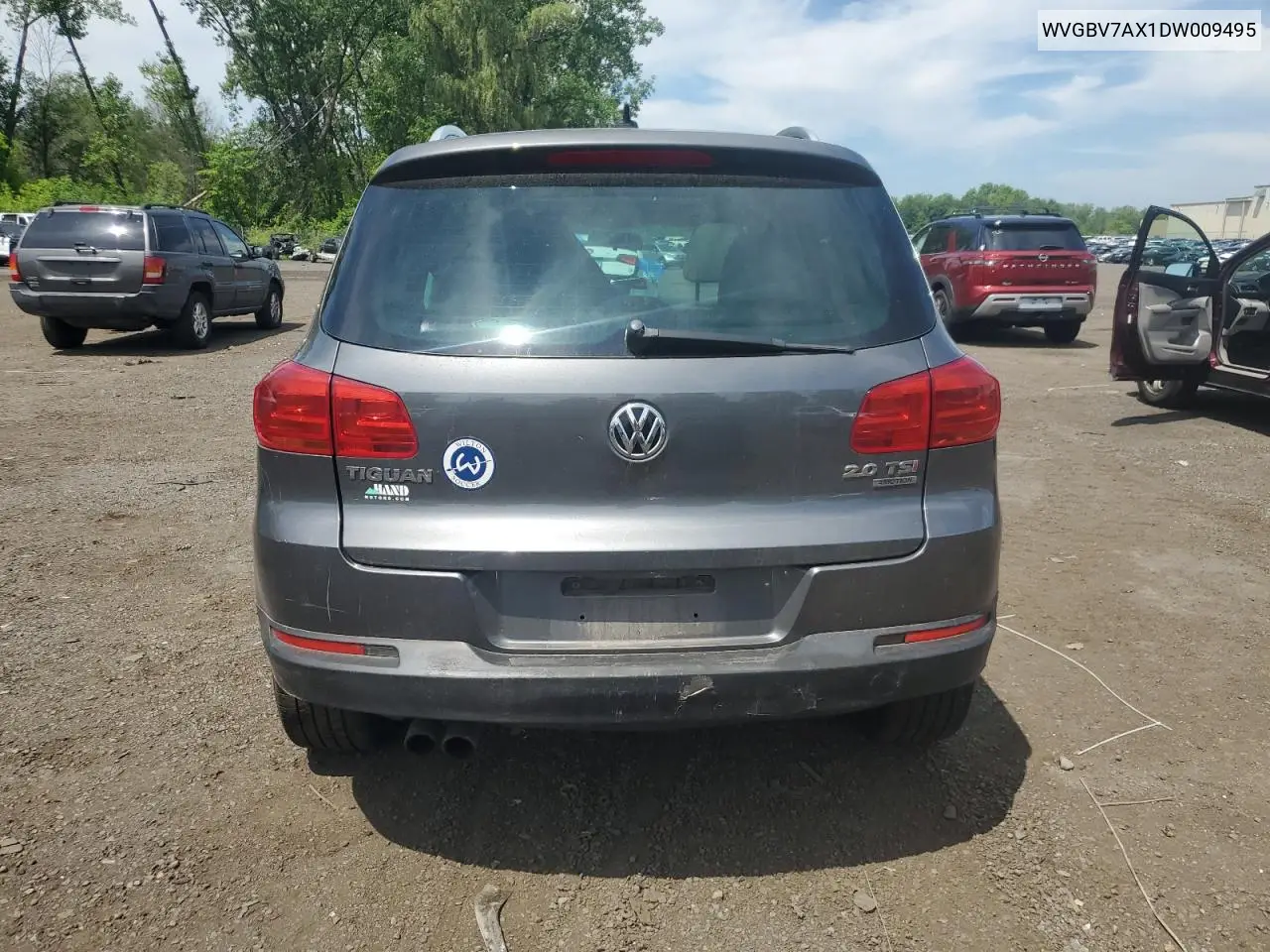 2013 Volkswagen Tiguan S VIN: WVGBV7AX1DW009495 Lot: 62289675