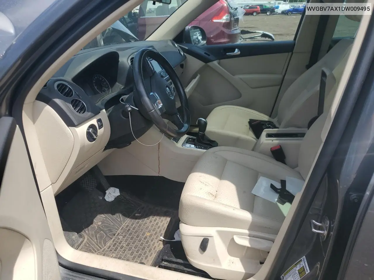 2013 Volkswagen Tiguan S VIN: WVGBV7AX1DW009495 Lot: 62289675