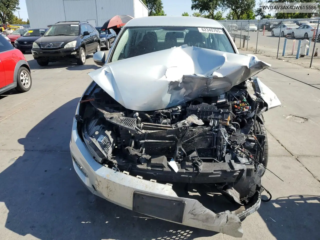 2013 Volkswagen Tiguan S VIN: WVGAV3AX4DW615586 Lot: 62340765