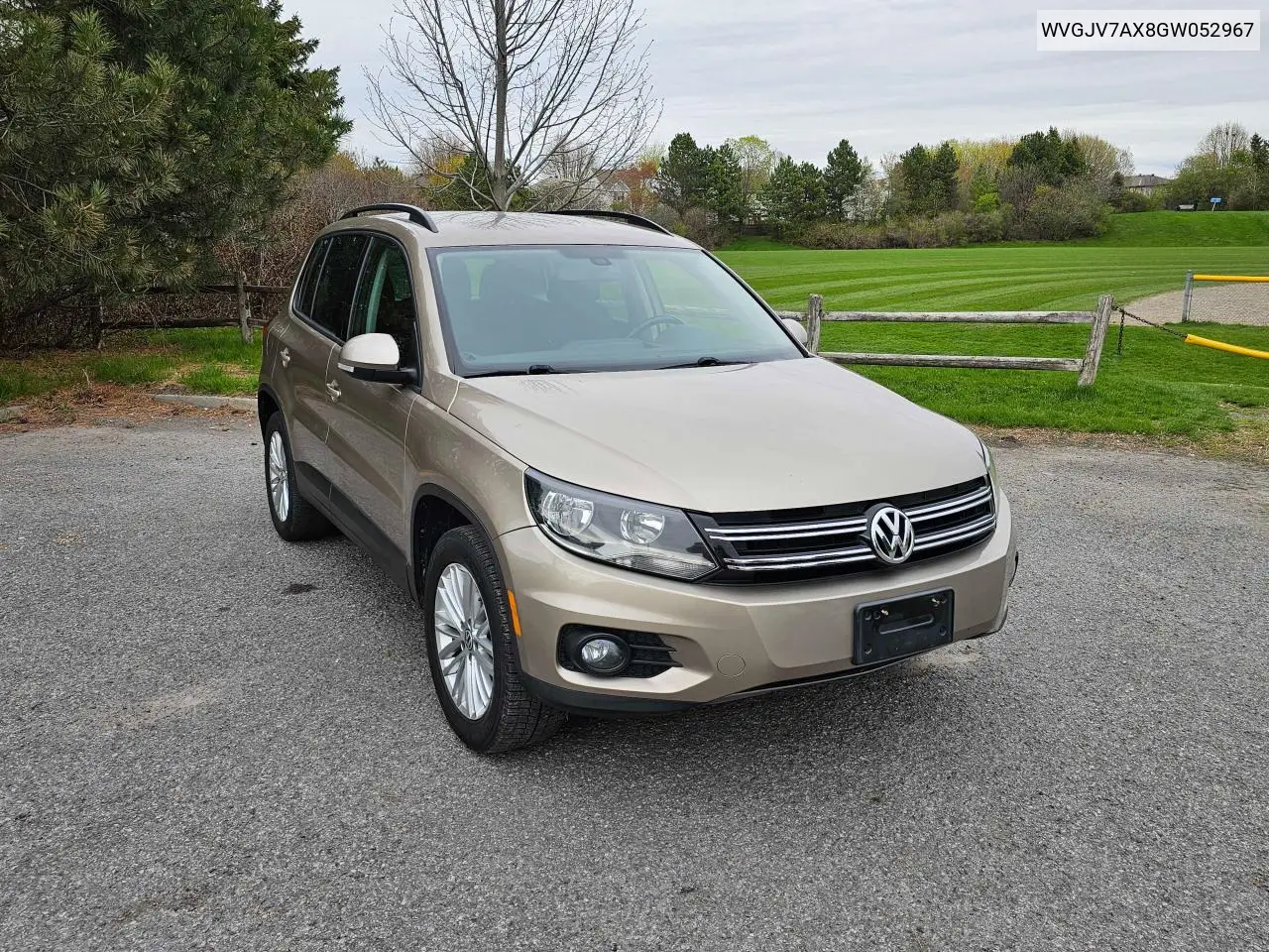2016 Volkswagen Tiguan Comfortline VIN: WVGJV7AX8GW052967 Lot: 57087275