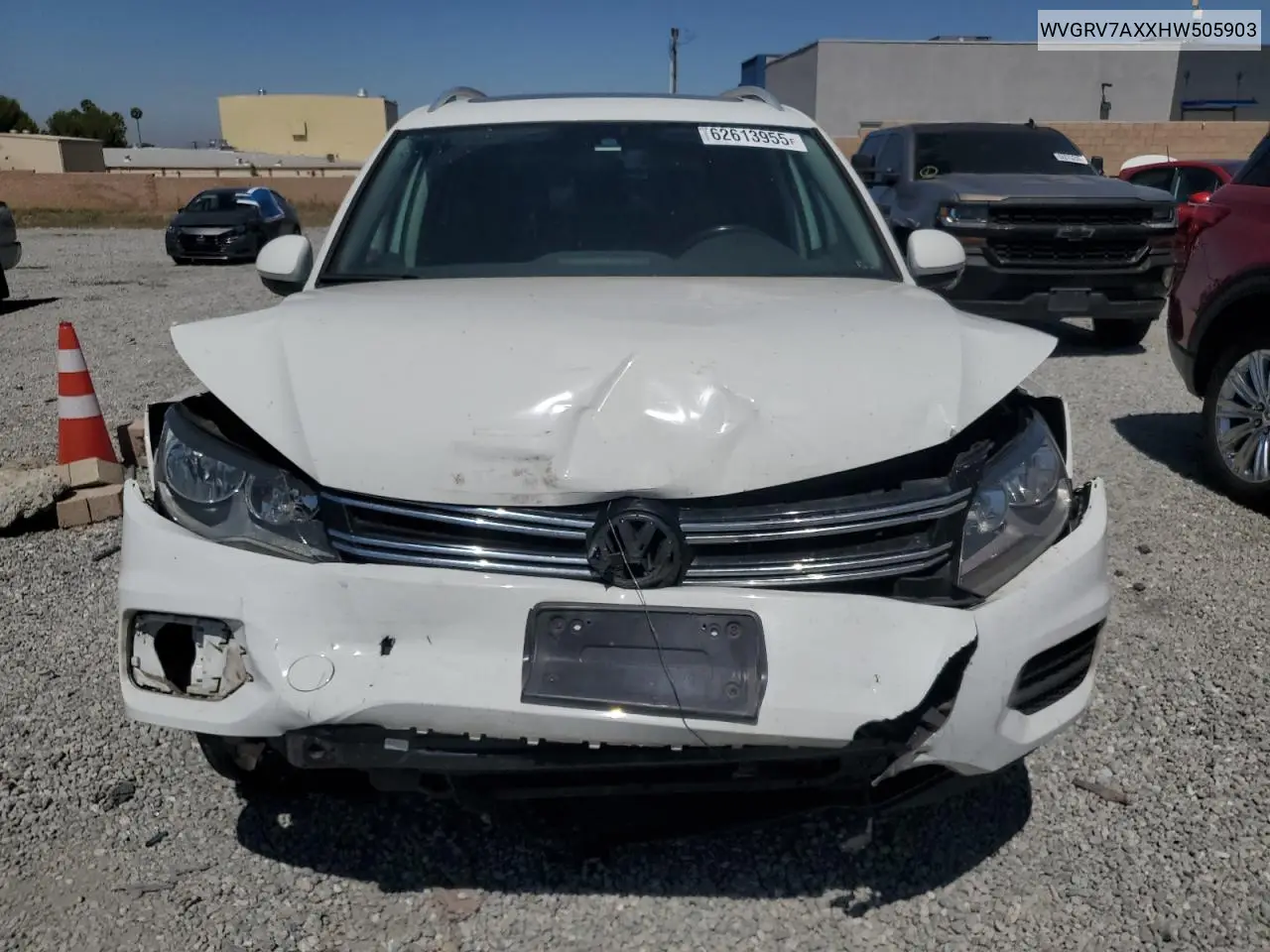 2017 Volkswagen Tiguan Wolfsburg VIN: WVGRV7AXXHW505903 Lot: 62613955