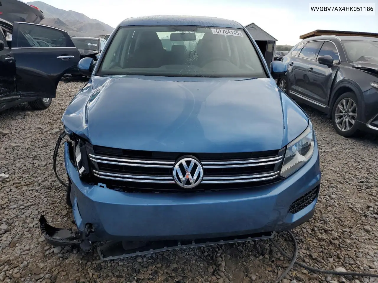 2017 Volkswagen Tiguan S VIN: WVGBV7AX4HK051186 Lot: 62704145