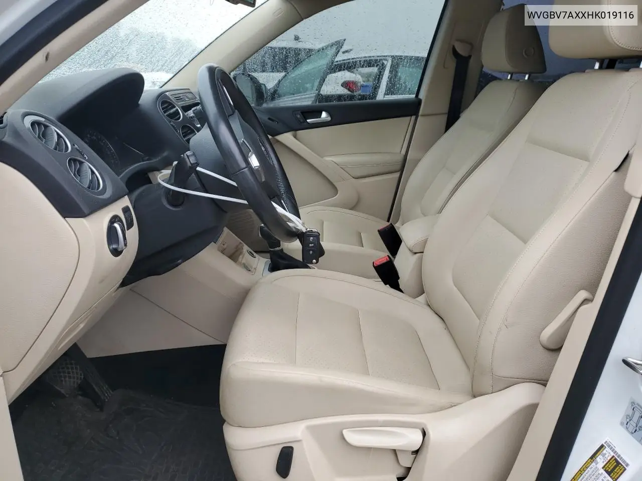 2017 Volkswagen Tiguan S VIN: WVGBV7AXXHK019116 Lot: 62727585