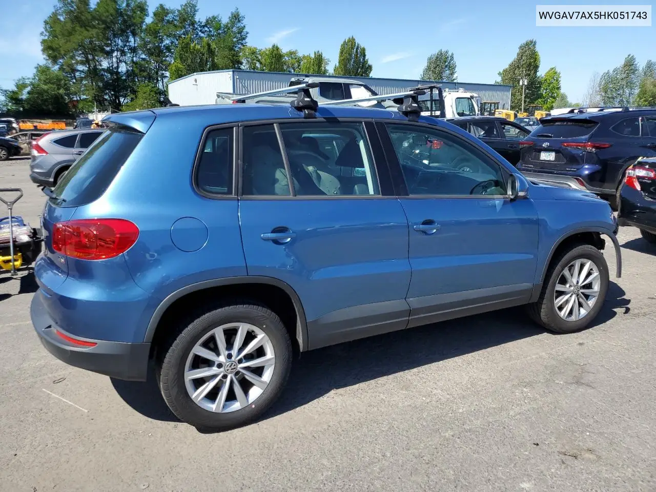 2017 Volkswagen Tiguan S VIN: WVGAV7AX5HK051743 Lot: 62784215