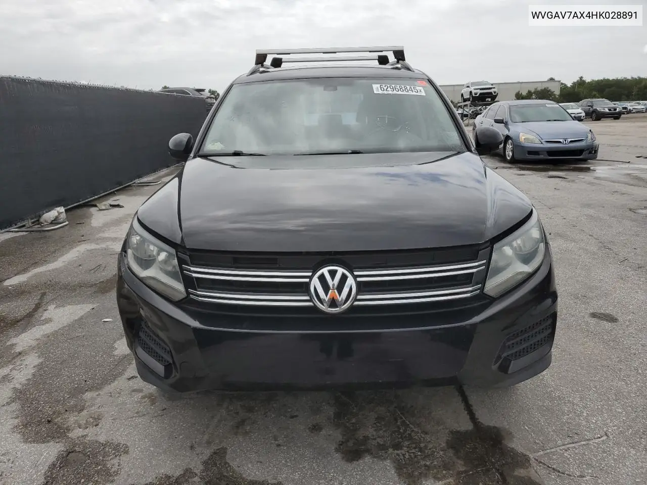 2017 Volkswagen Tiguan S VIN: WVGAV7AX4HK028891 Lot: 62968845
