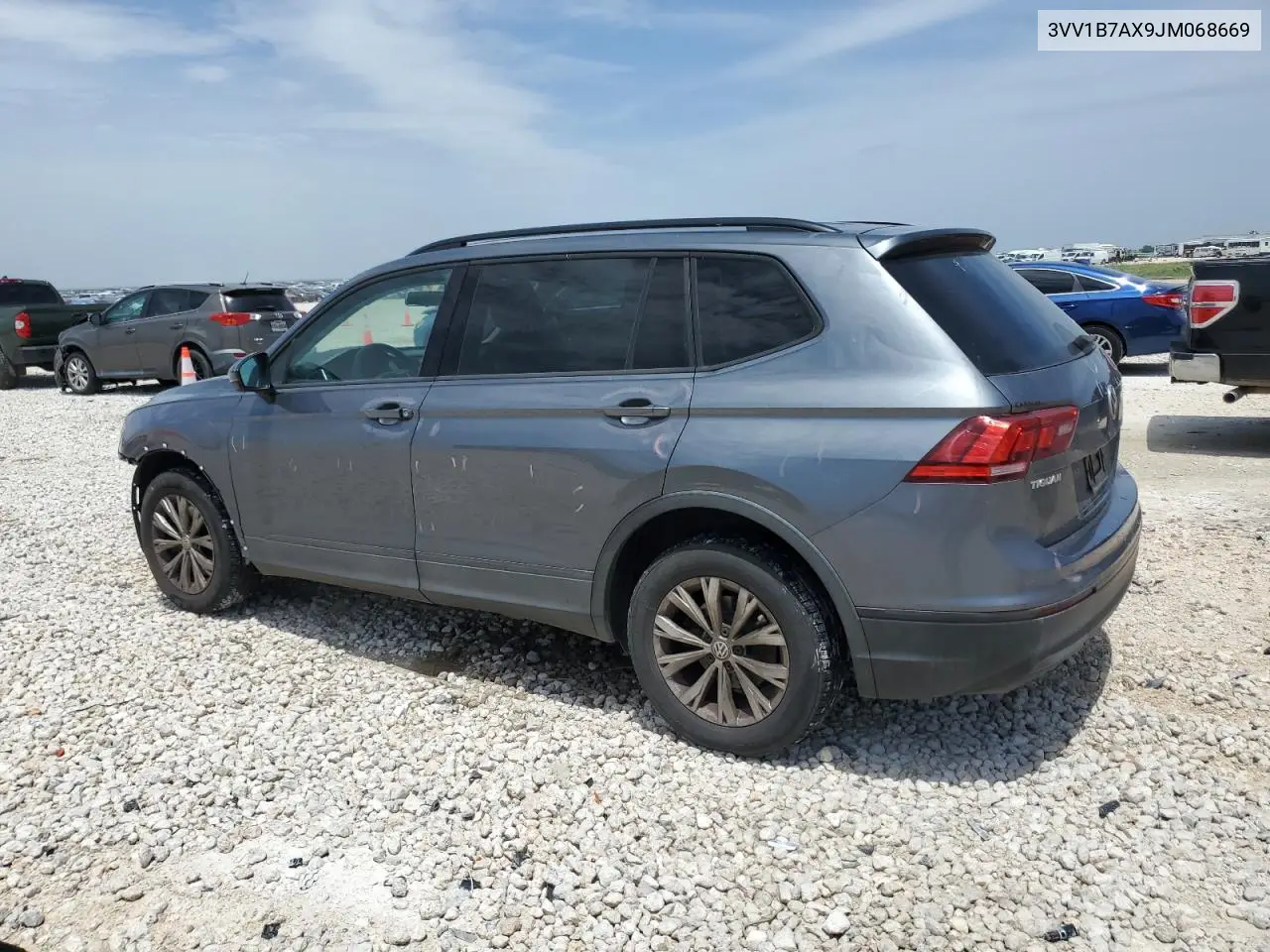 2018 Volkswagen Tiguan S VIN: 3VV1B7AX9JM068669 Lot: 56676365