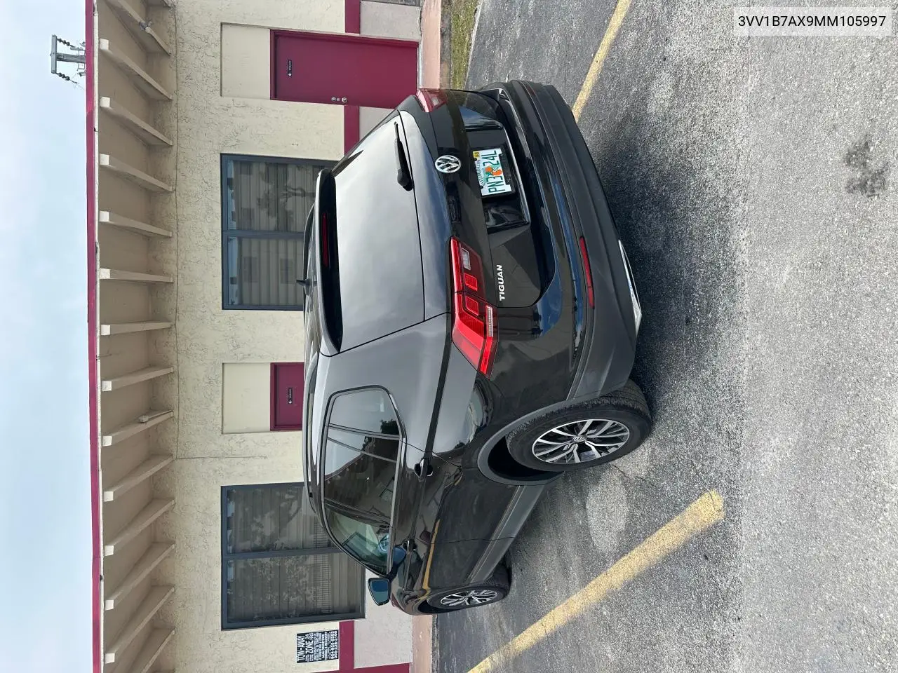 2021 Volkswagen Tiguan S VIN: 3VV1B7AX9MM105997 Lot: 57079115